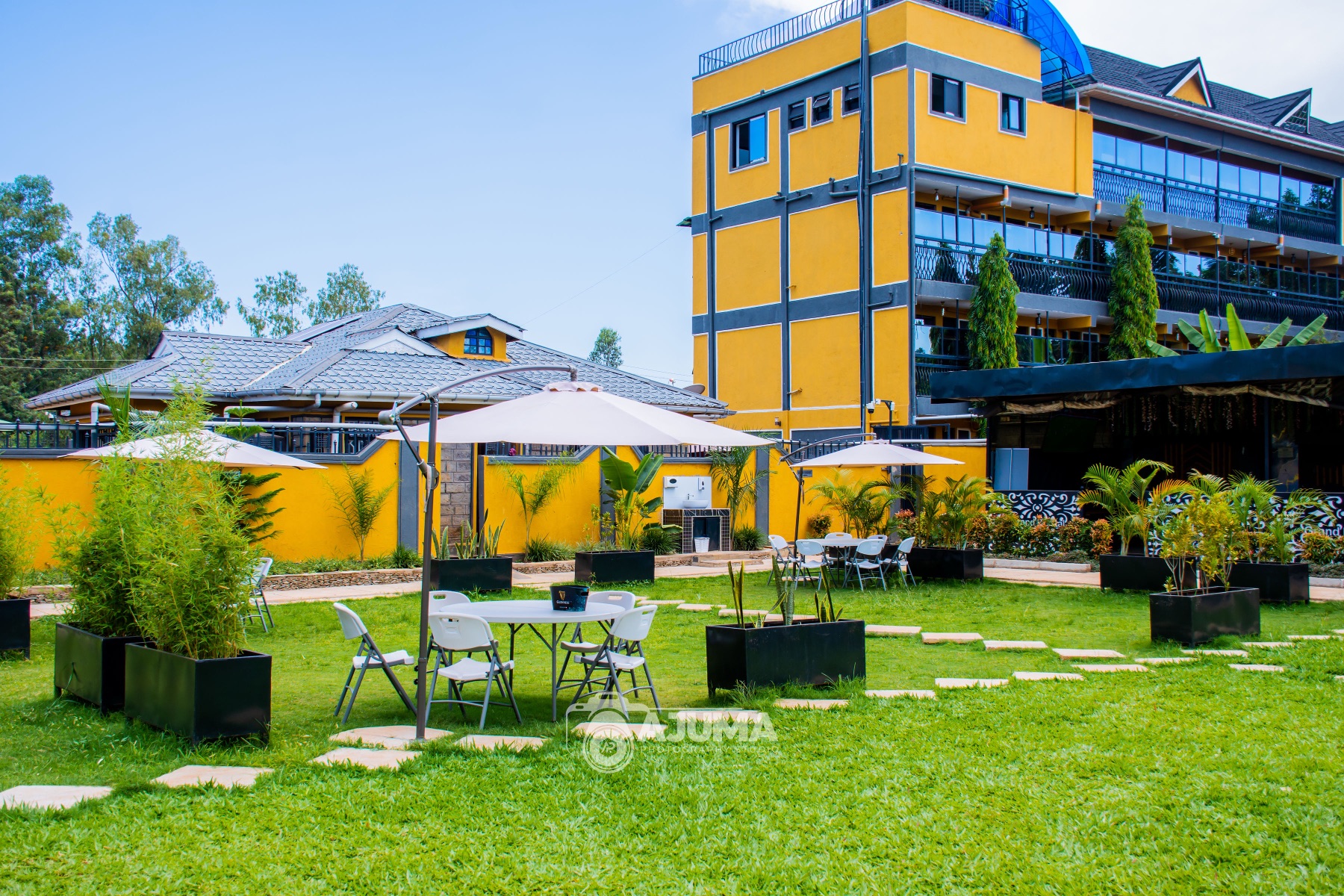 The hotel and lawn from the garden